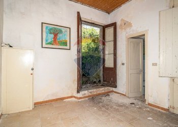Stanza vuota - Casa semi indipendente Via Garibaldi
 
361, Zafferana Etnea - foto 12