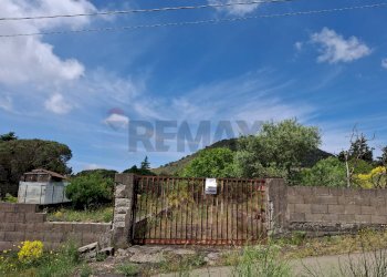 Vista delle montagne - Terreno agricolo Via Palermo
 
81, Nicolosi - foto 9