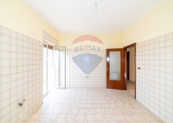 Stanza vuota - Appartamento Via Orsa Minore
 
62, Catania - foto 2