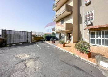 Edificio all\'aperto - Appartamento Via Orsa Minore
 
62, Catania - foto 5