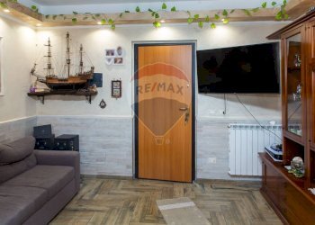 Soggiorno - Trilocale Via Fondannone
 
22, Santa Venerina - foto 2