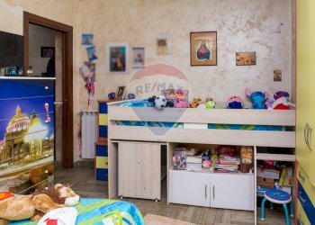 Camera / camera da letto - Trilocale Via Fondannone
 
22, Santa Venerina - foto 12