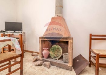 Soggiorno - Casa indipendente Contrada Piano Chiesa / Sp13
 
snc, Caltagirone - foto 32