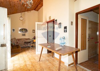 Sala da pranzo - Villa Via Vacchera
 
12, Pedara - foto 2