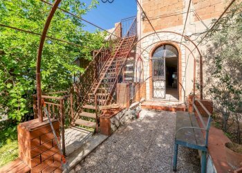 Casa all\'aperto - Villa C.da Cozzo Telegrafo / SP57 per Brucoli
 
snc, Augusta - foto 16