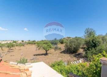 Giardino - Villa C.da Cozzo Telegrafo / SP57 per Brucoli
 
snc, Augusta - foto 37