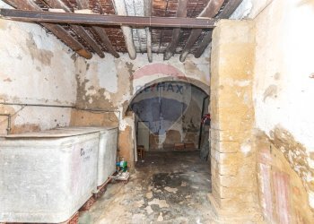 Stanza vuota - Casa indipendente via Ronco Schiciano
 
8, Caltagirone - foto 27