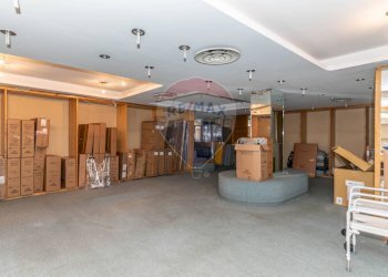 Non correlato - Locale Commerciale Via Santa Maria di Gesù
 
76-86, Caltagirone - foto 22