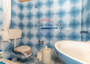 Bagno - Casa indipendente via Lombardia, Niscemi - foto 9