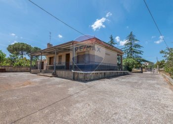 Casa all\'aperto - Villa C/da Valverde - Via Luigi Enaudi, Grammichele - foto 16