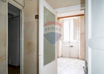 Hall / corridoio - Casa indipendente Via Fratelli Giuffrida Lo Jacono
 
28, Catania - foto 5