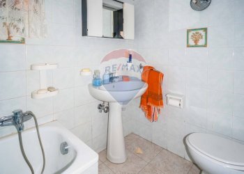 Bagno - Casa indipendente Via Fratelli Giuffrida Lo Jacono
 
28, Catania - foto 7