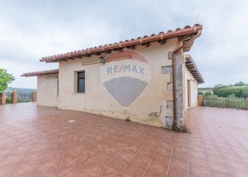 Terrazza - Villa Contrada Fontana Pietra
 
snc, Caltagirone - foto 3