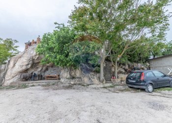 Non correlato - Villa Contrada Fontana Pietra
 
snc, Caltagirone - foto 30