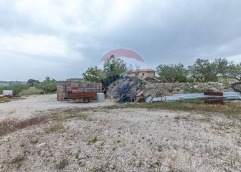 Casa all\'aperto - Villa Contrada Fontana Pietra
 
snc, Caltagirone - foto 39