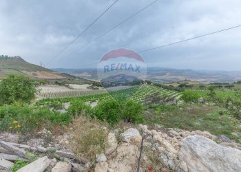 Vista delle montagne - Villa Contrada Fontana Pietra
 
snc, Caltagirone - foto 40