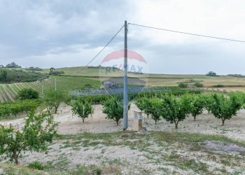 Vista delle montagne - Villa Contrada Fontana Pietra
 
snc, Caltagirone - foto 47