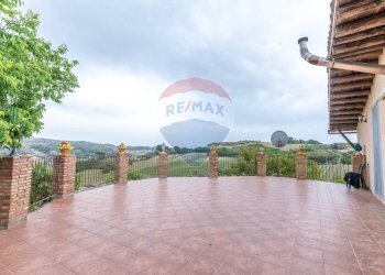 Terrazza - Villa Contrada Fontana Pietra
 
snc, Caltagirone - foto 55