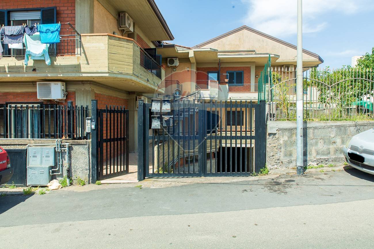 Casa all\'aperto - Box Via Santa Caterina
42, San Pietro Clarenza - foto 2