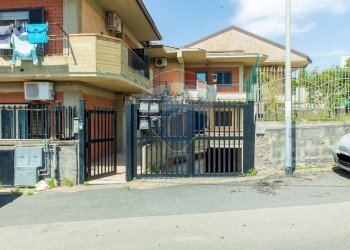 Casa all\'aperto - Box Via Santa Caterina
 
42, San Pietro Clarenza - foto 2