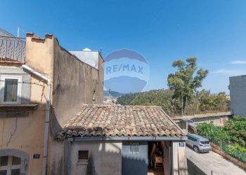 Casa all\'aperto - Casa indipendente Via Porta Ruggero
 
18, Caltagirone - foto 8
