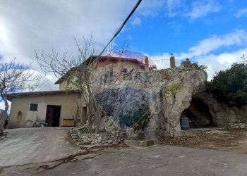 Casa all\'aperto - Terreno agricolo CDA fontana pietra, Caltagirone - foto 22