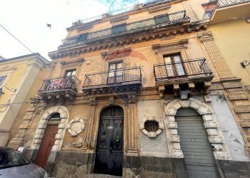 Edificio all\'aperto - Apartment via garibaldi
 
17, Francofonte - photo 1