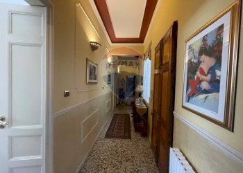 Hall / corridoio - Apartment via garibaldi
 
17, Francofonte - photo 20