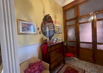 Camera / camera da letto - Apartment via garibaldi
 
17, Francofonte - photo 23