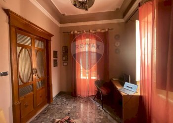 Camera / camera da letto - Apartment via garibaldi
 
17, Francofonte - photo 33