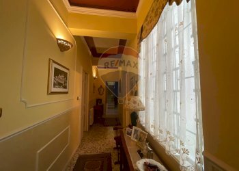 Hall / corridoio - Apartment via garibaldi
 
17, Francofonte - photo 35