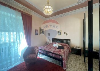 Camera / camera da letto - Apartment via garibaldi
 
17, Francofonte - photo 36