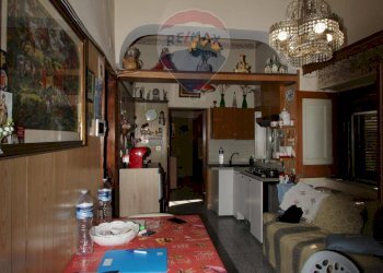 Sala da pranzo - Casa indipendente Piazza Chiesa Madre
 
5, Catania - foto 8