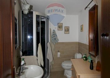 Bagno - Casa indipendente Piazza Chiesa Madre
 
5, Catania - foto 10