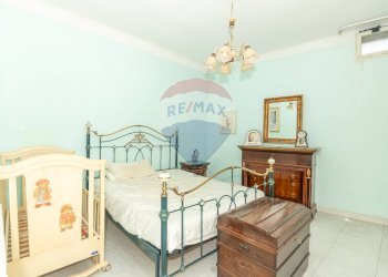 Camera / camera da letto - Quadrilocale Via Santo Stefano
 
102, Caltagirone - foto 8