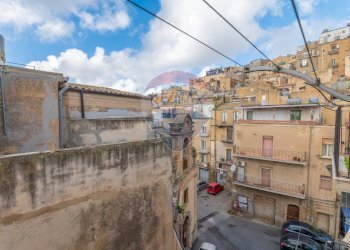 Edificio all\'aperto - Quadrilocale Via Santo Stefano
 
102, Caltagirone - foto 17