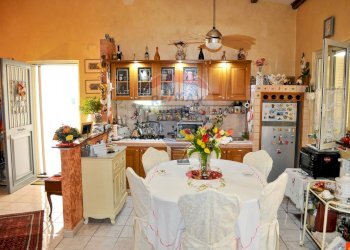 Cucina - Quadrilocale Via del rotolo
 
6, Catania - foto 13