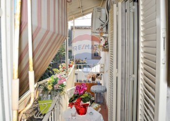 Balcone - Quadrilocale Via del rotolo
 
6, Catania - foto 19