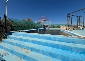 Piscina - Villa Contrada Xirumi
 
snc, Lentini - foto 11