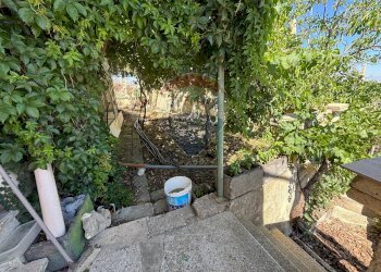 Giardino - Villa Contrada Xirumi
 
snc, Lentini - foto 31