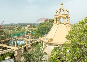 Edificio all\'aperto - Villa Contrada Xirumi
 
snc, Lentini - foto 88