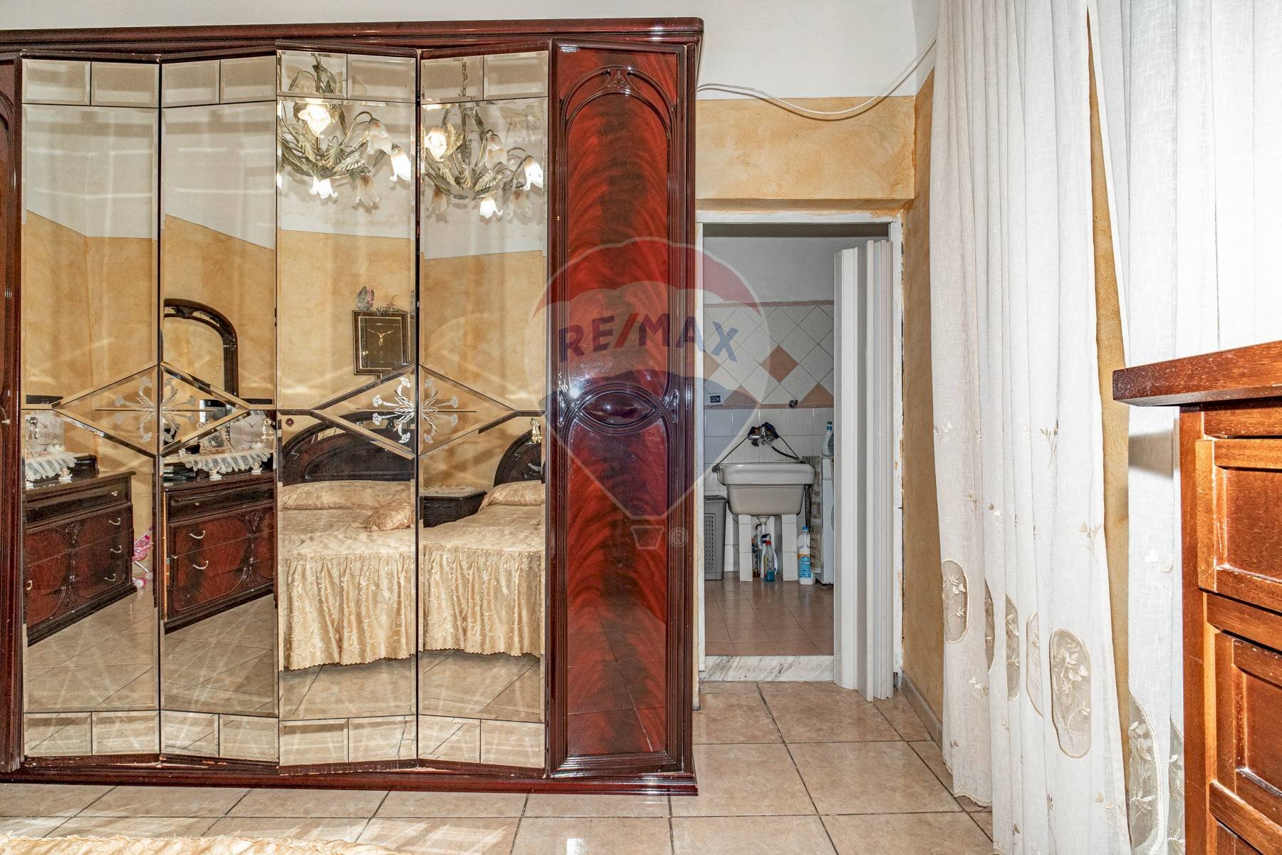 Bagno - Bilocale Via Stefano Carombene
 
15, Catania - foto 2