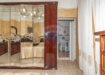 Bagno - Bilocale Via Stefano Carombene
 
15, Catania - foto 2