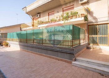 Piscina - Bilocale Via Macello
 
78, San Giovanni la Punta - foto 21