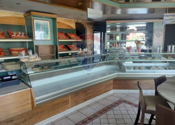 Cucina - Locale Commerciale via vampolieri
 
9, Aci Catena - foto 8