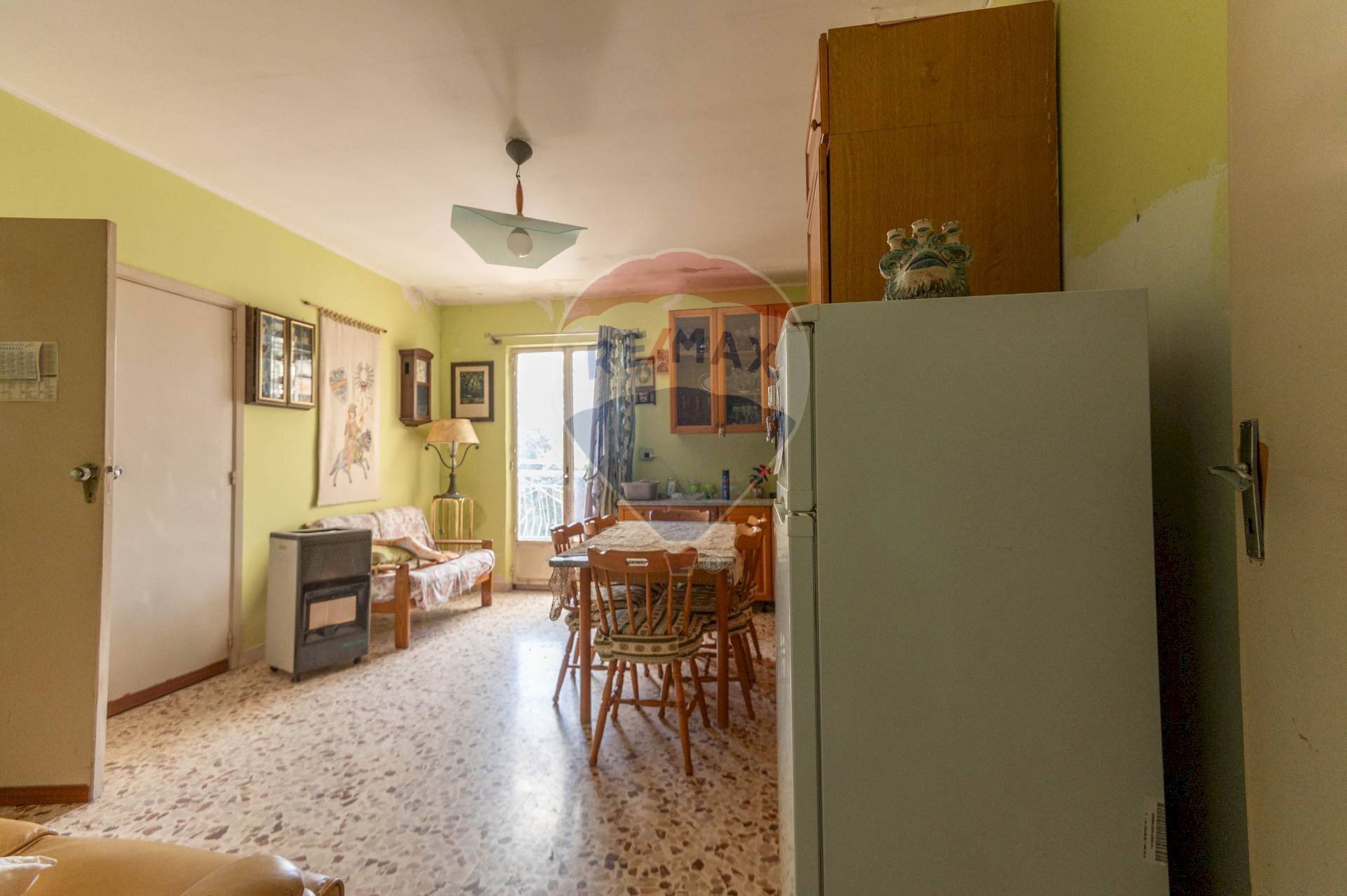 Sala da pranzo - Casa indipendente Largo Acquanuova
 
7-8, Caltagirone - foto 3