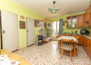 Cucina - Casa indipendente Largo Acquanuova
 
7-8, Caltagirone - foto 1