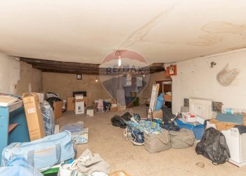 Dispensa di stoccaggio - Casa indipendente Largo Acquanuova
 
7-8, Caltagirone - foto 16