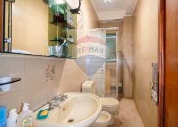 Bagno - Trilocale Via Cancelliere
 
12, Catania - foto 7