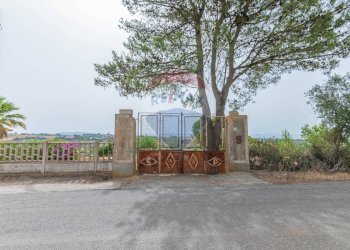 Casa all\'aperto - Terreno edificabile via giuseppe garibaldi
105, Caltagirone - foto 9